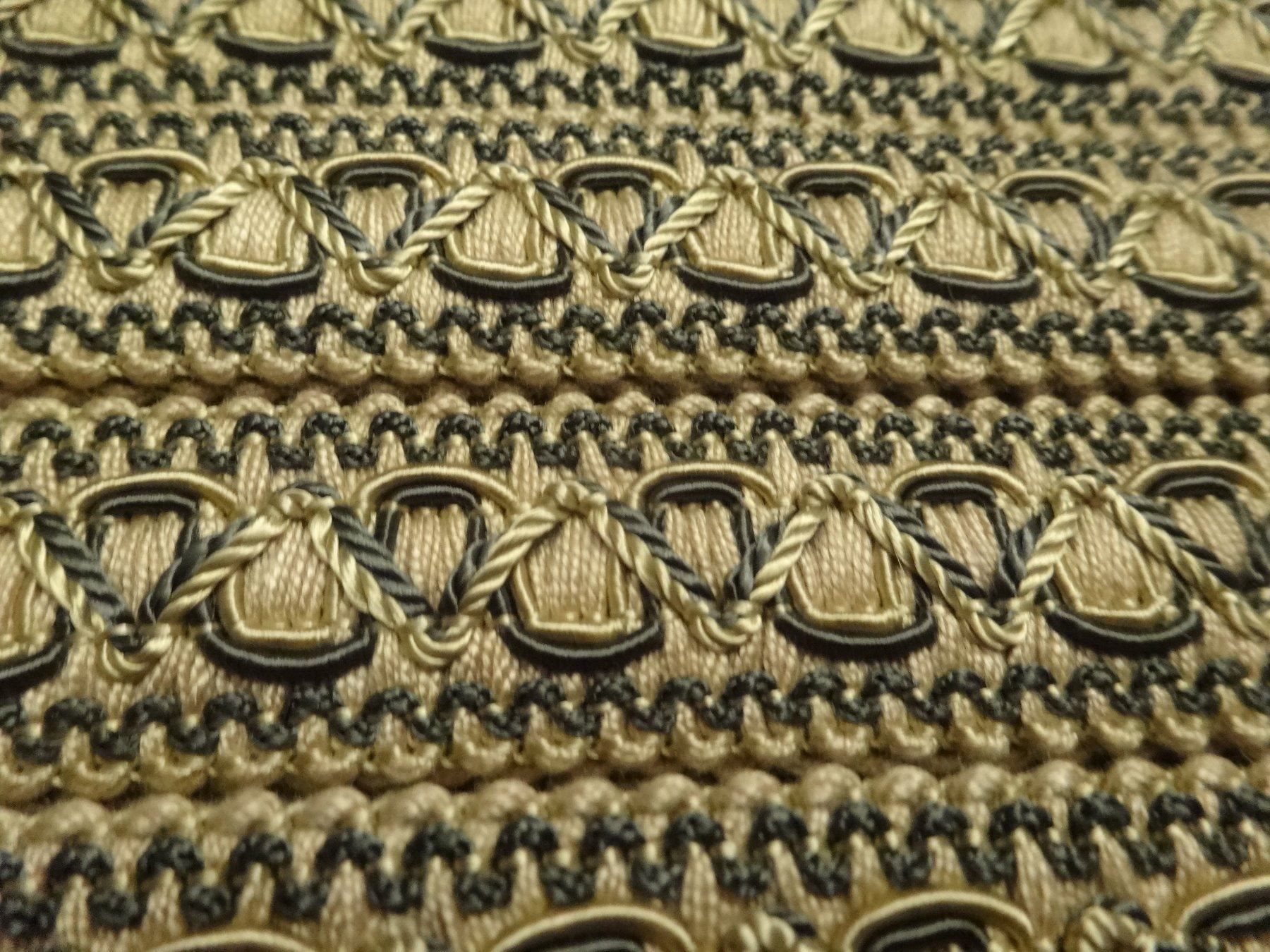 Tutte le decorazioni: Galon viscose - 43,20 m. – Nuovo e nell'imballaggio originale da Biel/Bienne venduto da milamila02 4
