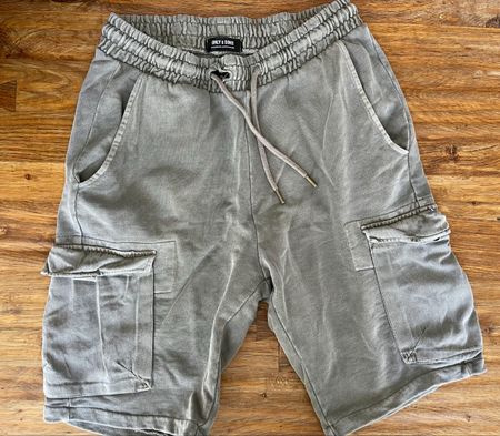 Coole Shorts von only & sons Gr. 176