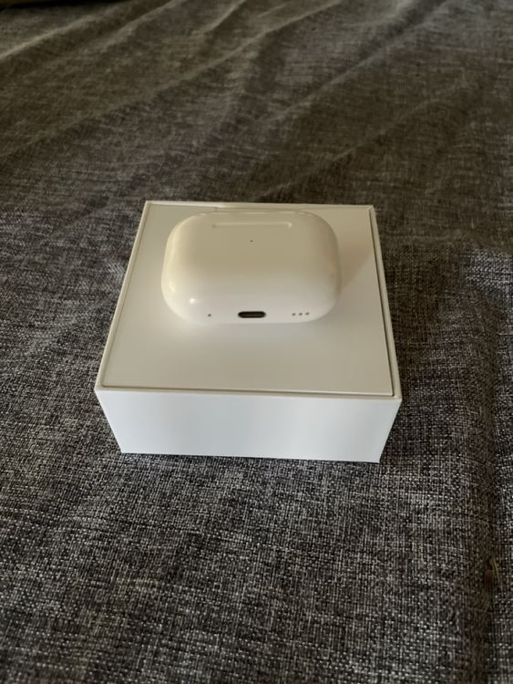 Apple Kopfhörer: Apple AirPods Pro (2. Generation) - Neuwertig! Top! – Neu (gemäss Beschreibung) aus Baar von nin_c8vl 2