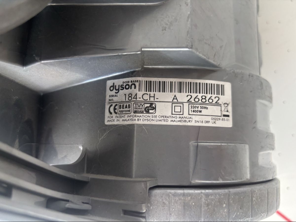 Dyson Aspirateurs & Accessoires: Dyson DC 08 Base Moteur – D'occasion à nods par Tozzifan 2