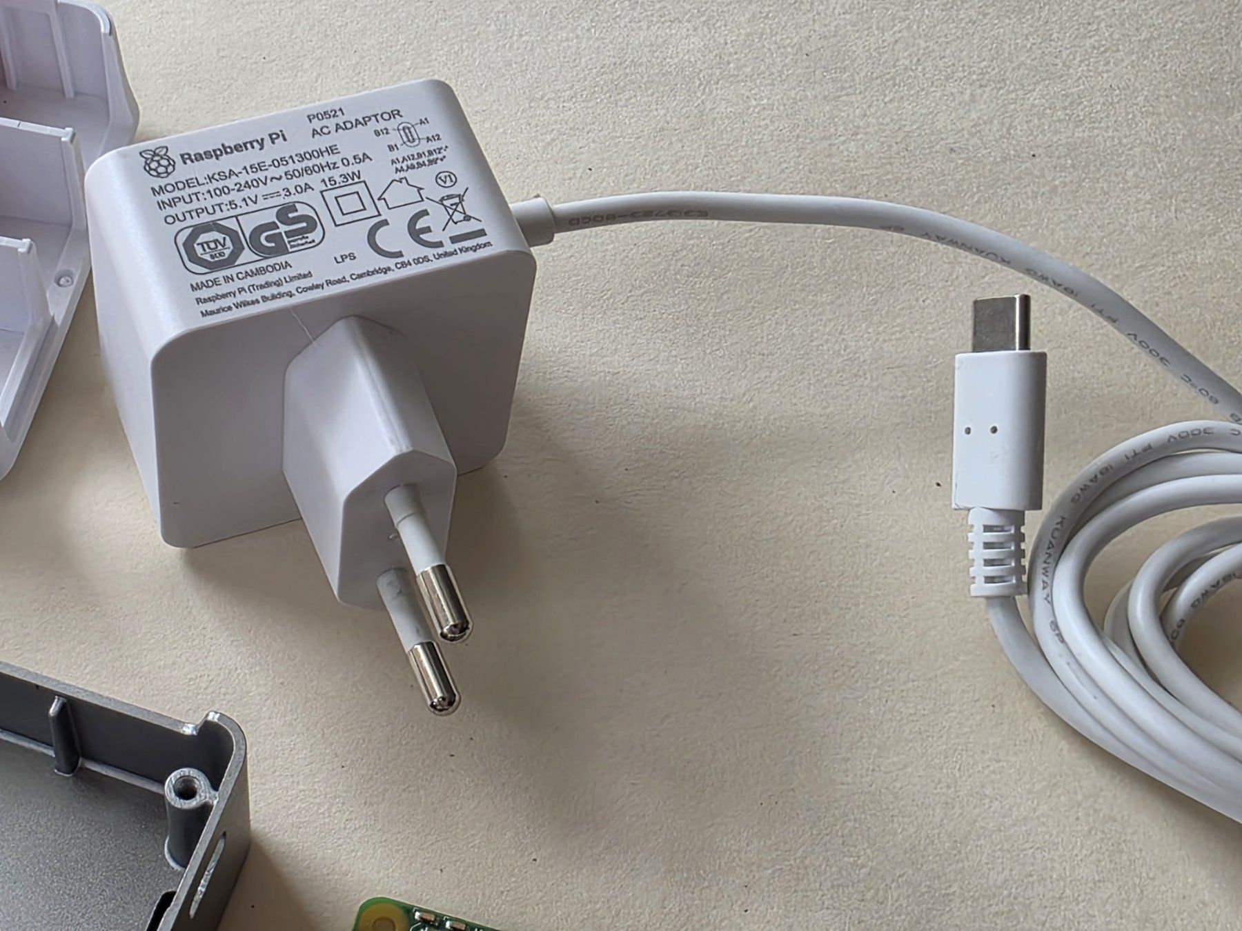 Raspberry Pi PC: Raspberry Pi 4B - 8GB RAM, FLIRC Case, Original Netzteil – Usato da Müllheim Dorf venduto da paped 5