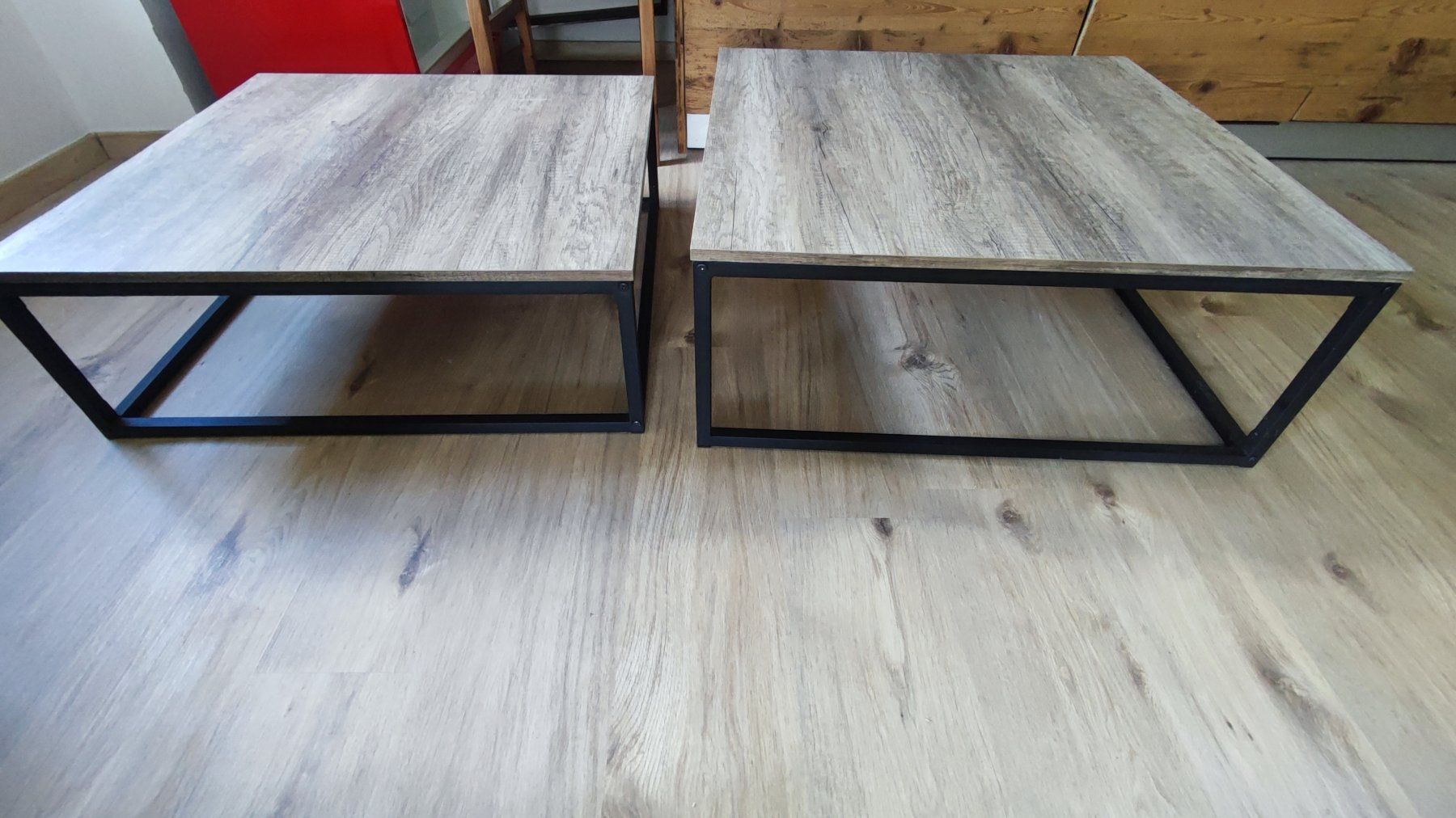 Set di tavolo e panche: Doppelter Sofa-Beistelltisch zu verkaufen – Nuovo (secondo la descrizione) da Trun venduto da sta_qg85