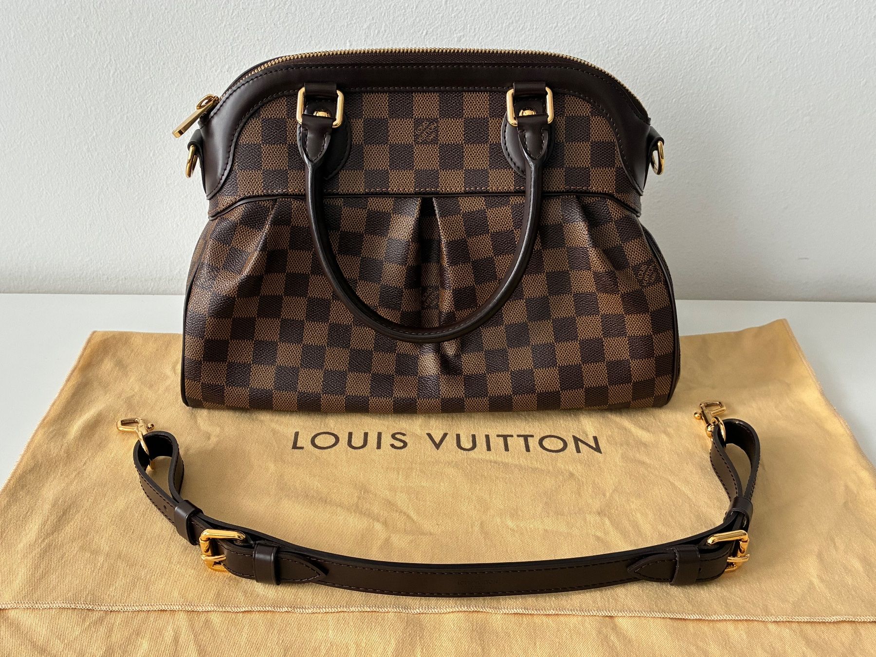 Louis Vuitton Borse da donna: LOUIS VUITTON Trevi PM – Usato da Lugano venduto da LVC