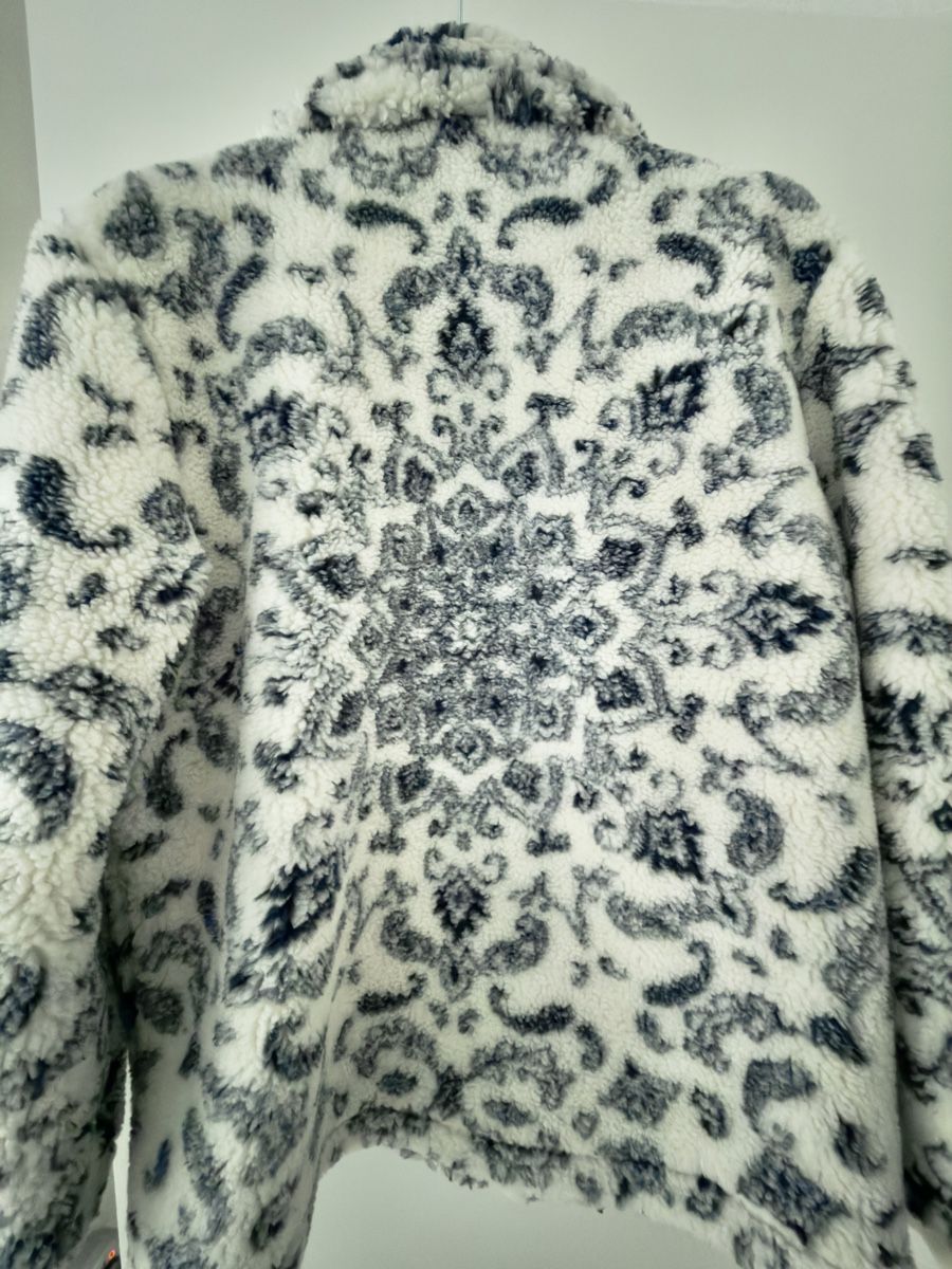 Guess Giacche: Guess Sherpa Jacket (M) – Nuovo (secondo la descrizione) da Marly venduto da Nor_al3 4