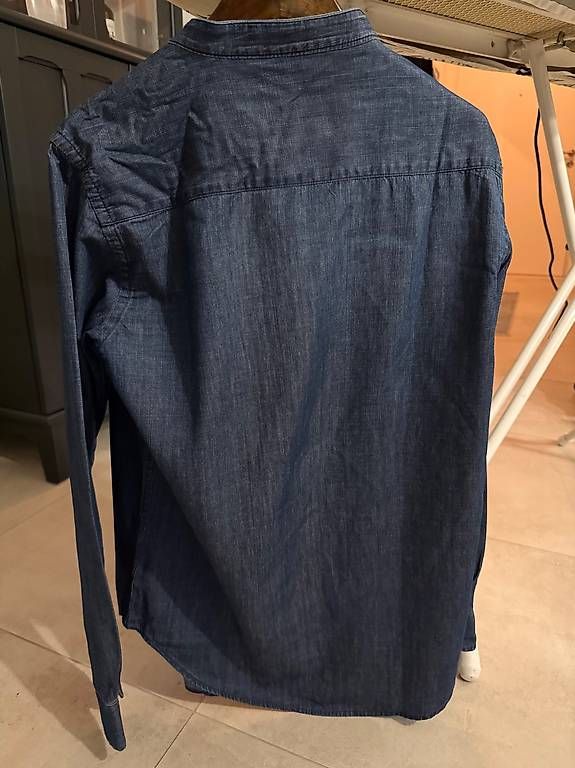 Camicie: Jeanshemd – Usato da Frauenfeld venduto da nicola.prestia 1