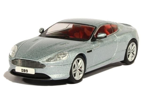 Aston Martin Modellini d'auto: Aston Martin DB9 Phase III 2012-2015 silber met.     1:43 – Nuovo e nell'imballaggio originale da Gerlafingen venduto da espero88 7