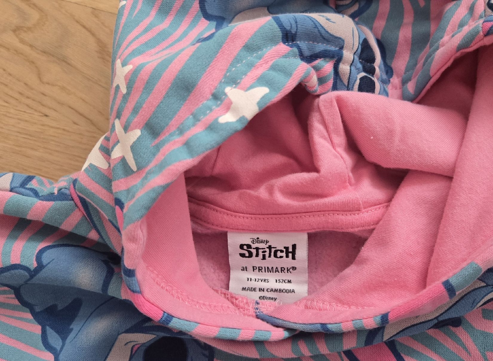 Primark Maglioni & Felpe: Disney Stitch Sweatshirt, Grösse 152 – Nuovo e nell'imballaggio originale da Sarmenstorf venduto da Lunares_Mare 2