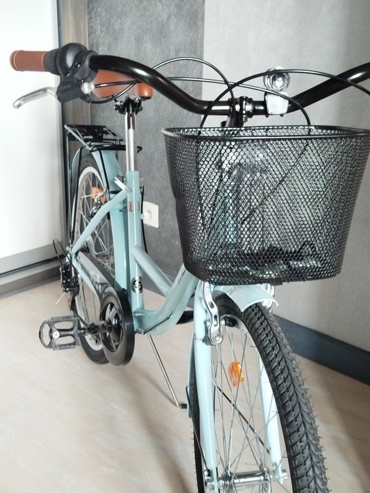 Vélos: Vélo de ville 24'' neuf – Neuf avec emballage d'origine à Bösingen par Myrfai 3