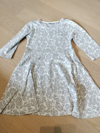 Langarm-Kleid Grösse 134/140