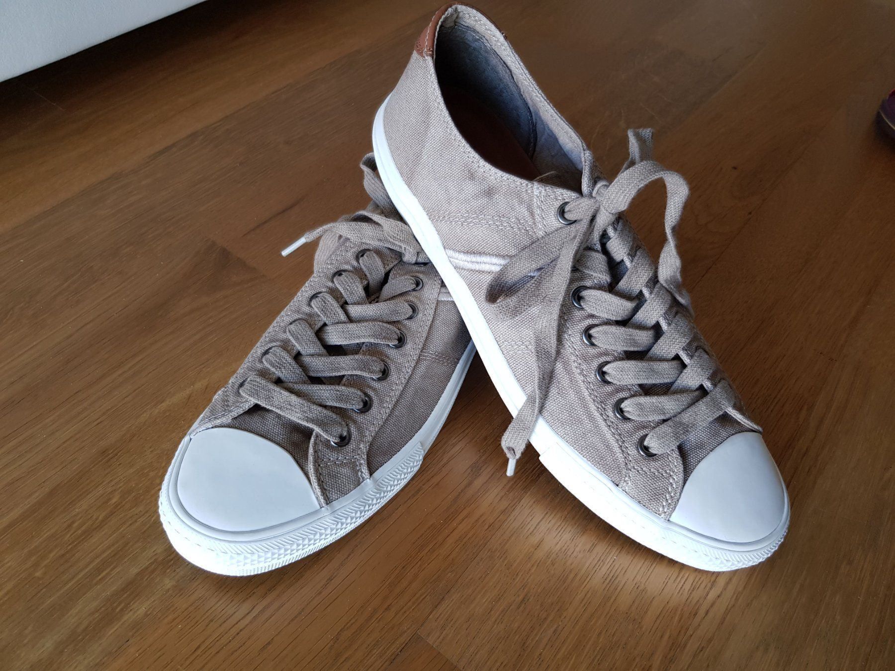 Scarpe da uomo: Brax Canvas Sneakers Gr.42 – Nuovo e nell'imballaggio originale da Reinach AG venduto da innamac