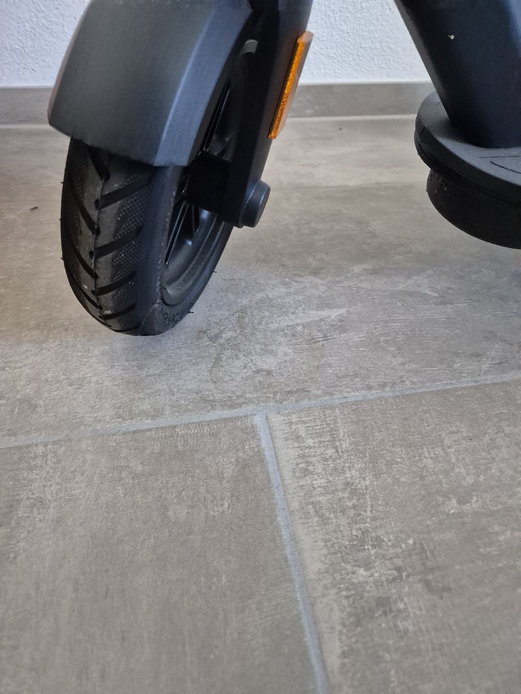 Scooter: VMAX VX5  E-Scooter - Black - Perfect for summer fun! – Usato da Zürich venduto da Marco_Modulo1 5