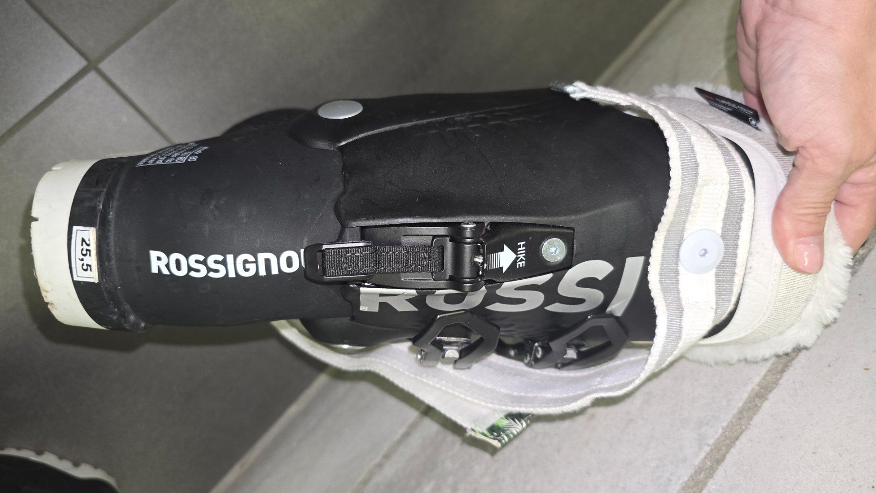 Rossignol Sci: Ensemble de ski – Usato da Düdingen venduto da Ayatola 1