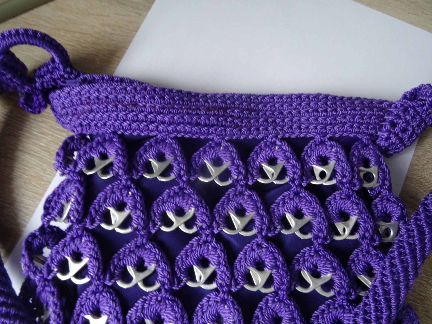 Borse da donna: Handtasche gehäkelt mit Ringpulls violett neu – Nuovo (secondo la descrizione) da Ehrendingen venduto da CHMEX 4