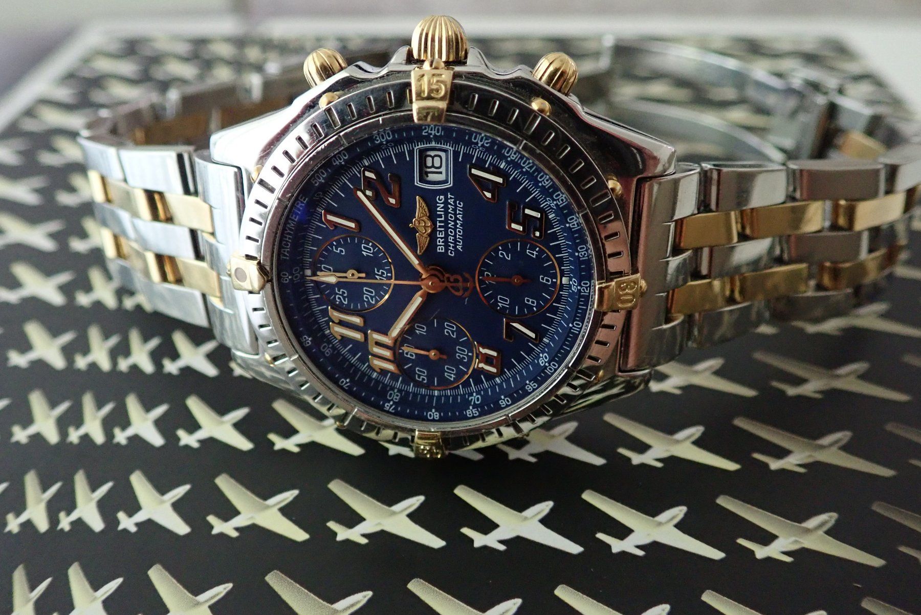 Breitling Orologi: BRIETLING CHRONOMAT AUTOMATIC 18K, GOLD STAHL 100M. – Usato da Wohlen AG venduto da superwatchesteam 4