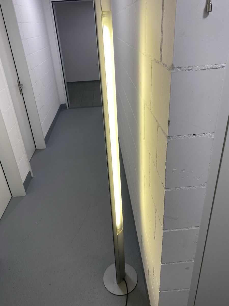 Lampade: Stehlampe industrial chic grau – Usato da Steinhausen venduto da Docphilgood 1
