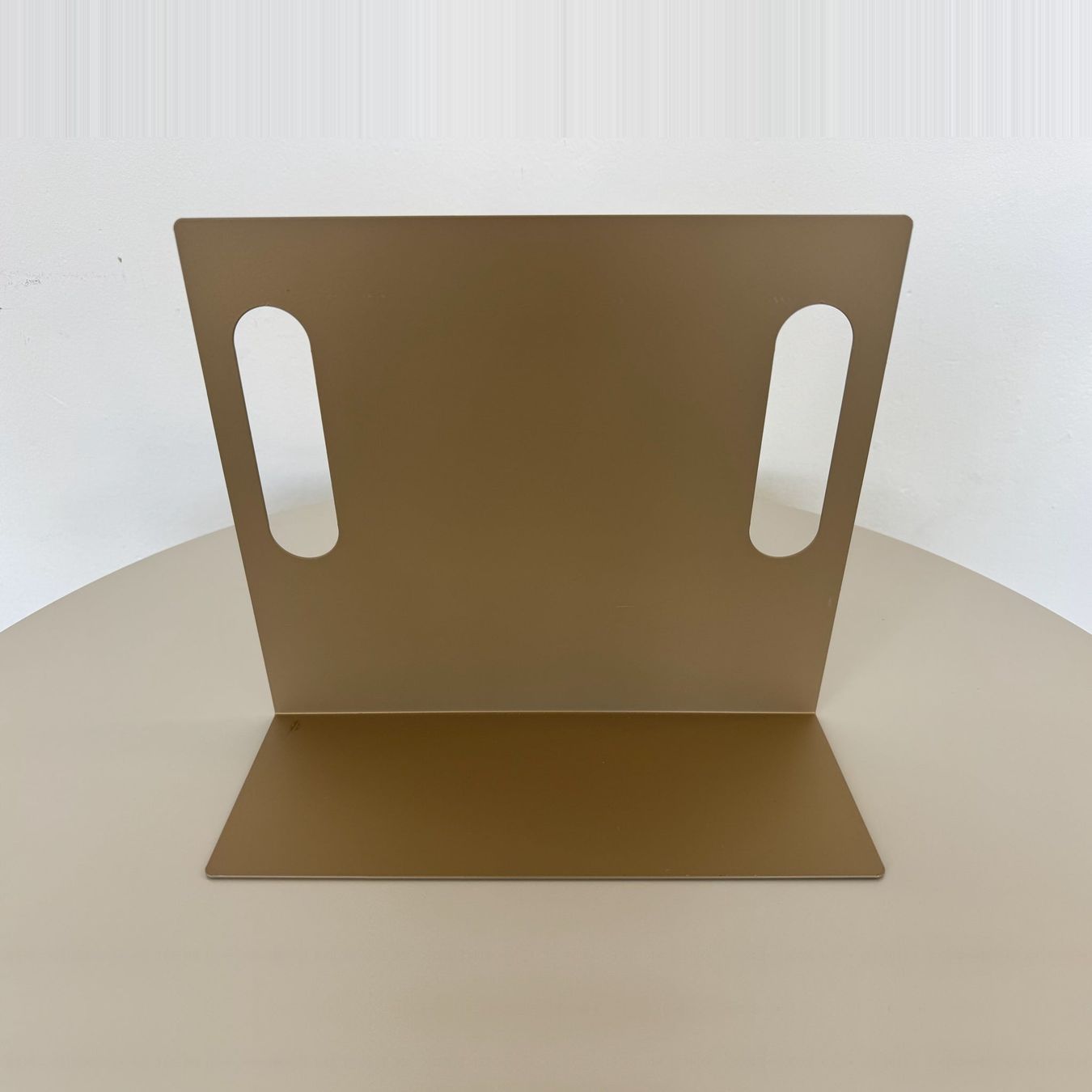 Lista Armadi: Lista Office LO Locker Trennwand magnetisch – Usato da Schönenwerd venduto da mcofficeshop