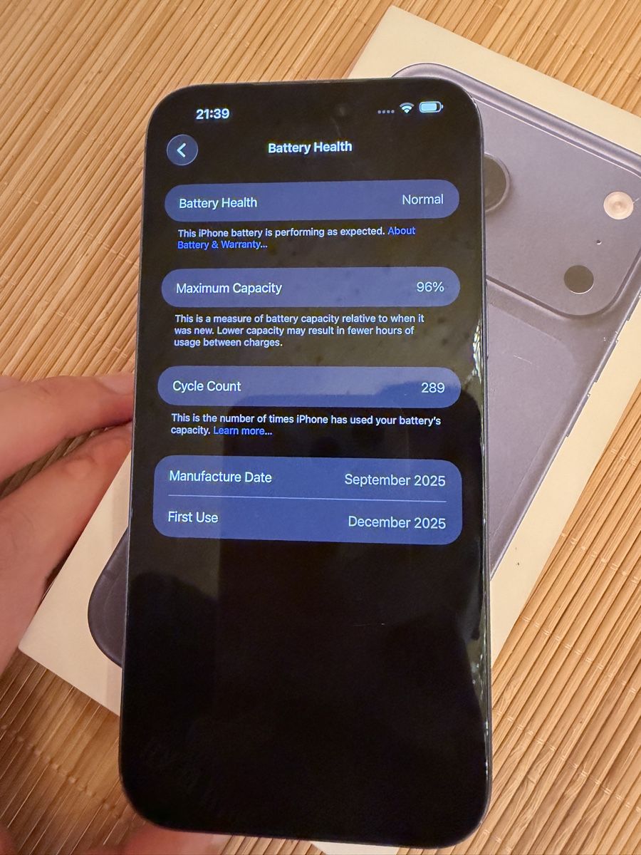 Apple Telefoni cellulari / Smartphones: iPhone 17 pro max 256GB – Usato da Zürich venduto da Yoni_to 1