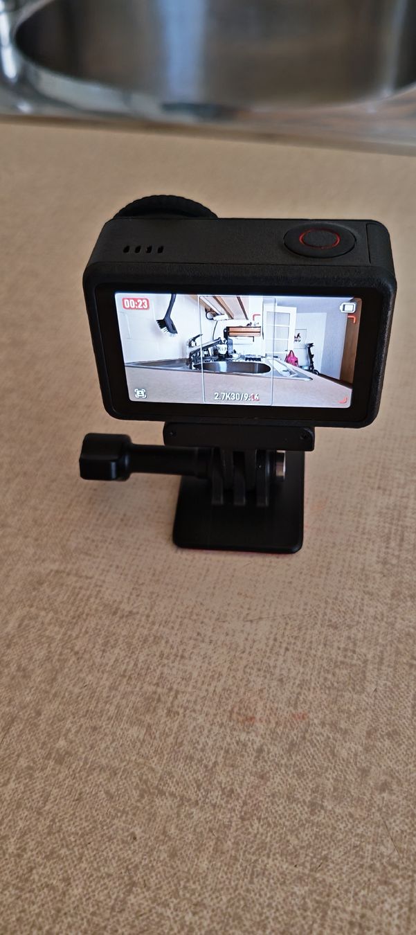 DJI Action Cam: Dji Osmo 5 pro – Usato da Zürich venduto da dro_b8mz 2