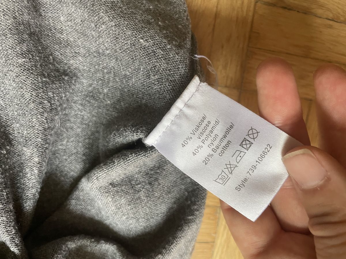 Pulls & Sweat-shirts: Grauer Rollkragenpullover, Grösse M, Kate Storm – D'occasion à Zürich par Carlajimena 3