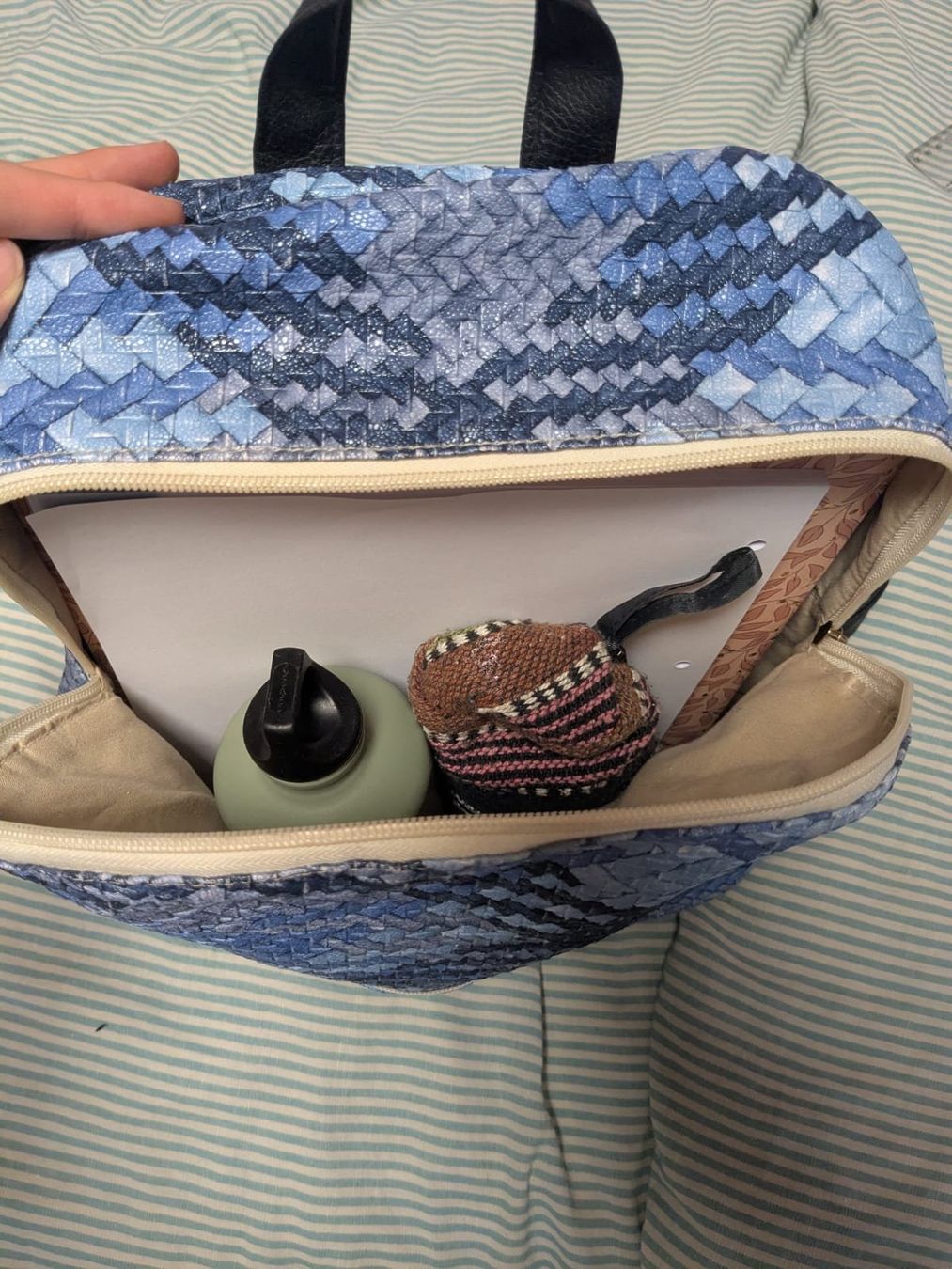 Zaini: Modischer Rucksack mit viel Stauraum – Usato da Buchs SG venduto da Brigitte-Noemi 5