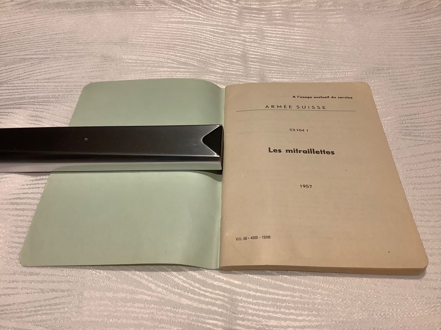 Libri: Les mitraillettes – Usato da Massongex venduto da Nitramas 1