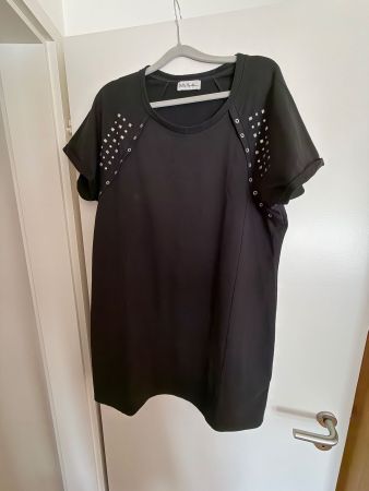 Schwarze Ulla Popken Tunika mit Nieten, Grösse 42/44