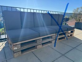 Palettensofa mit EPAL Paletten und Auflagen gebraucht