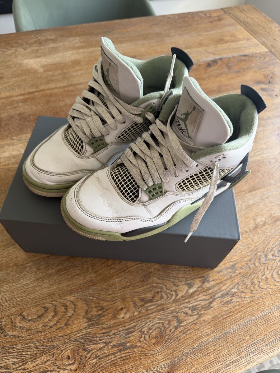 Jordan Scarpe da uomo: Nike Air Jordan 4 – Usato da Zürich venduto da Garfield80 1