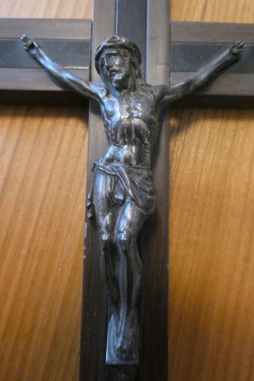 Holz-Kreuz, alt Jesus INRI (Gebraucht) in Uster für CHF 10 – mit ...