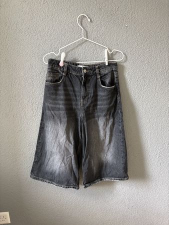 Short en jean gris coupe large taille haute bon état