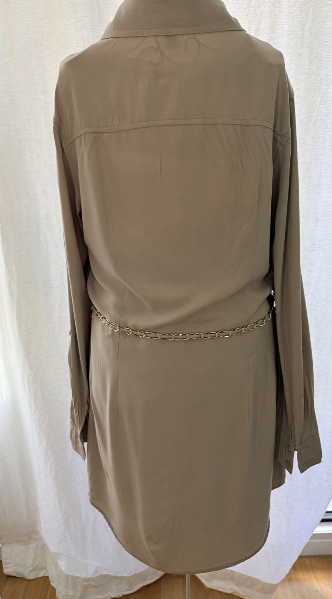 Guess Vestiti: Guess Hemdblusenkleid beige, Gr. M – Usato da Pratteln venduto da Mar.La.Ma 2