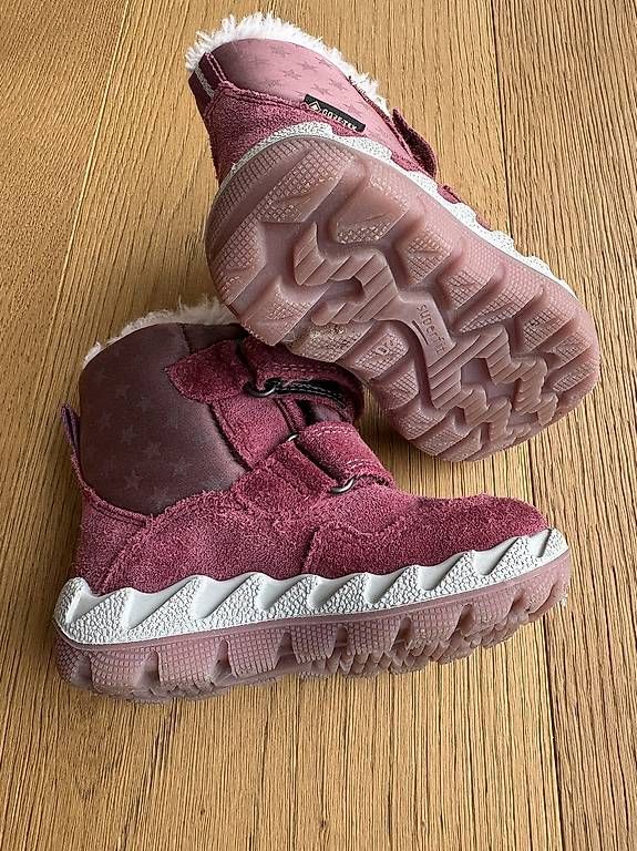 Scarpe per ragazze: Snowboots Superfit Gr. 20 – Usato da Wattenwil venduto da 12stonesgerry 1
