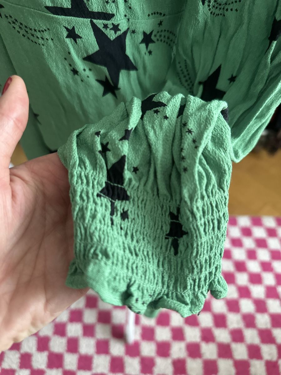 Vestiti: Grünes Kleid mit Sternen – Nuovo (secondo la descrizione) da Zürich venduto da PuraVida111 2
