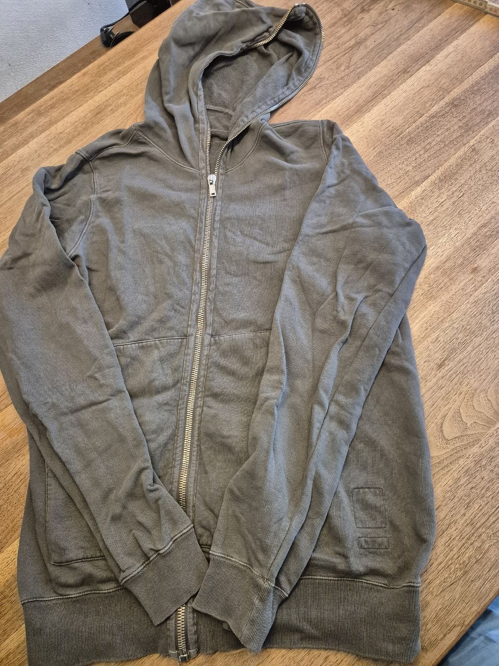 Rick Owens Maglioni & Felpe: Hoodie von Rick Owens  – Usato da Weesen venduto da sch_cs6t