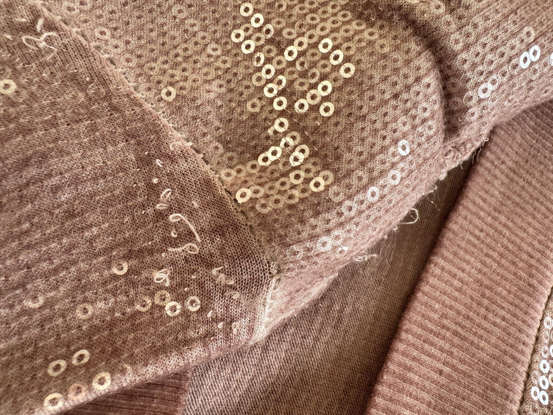 Maglioni & Felpe: Pullover Rosa mit Pailletten – Usato da Zürich venduto da Lionsands 6