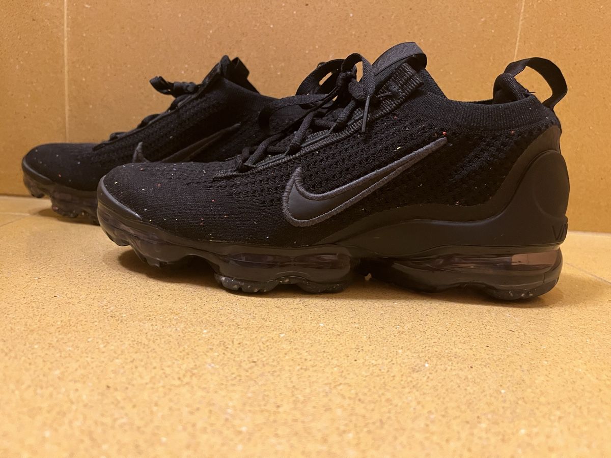 Nike Scarpe da uomo: Nike Air Vapormax – Nuovo (secondo la descrizione) da Uznach venduto da le-ma-di- 4