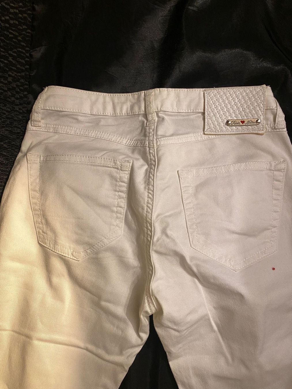 Jeans: Paris Hilton white jeans – Usato da Zürich venduto da Yuece 3
