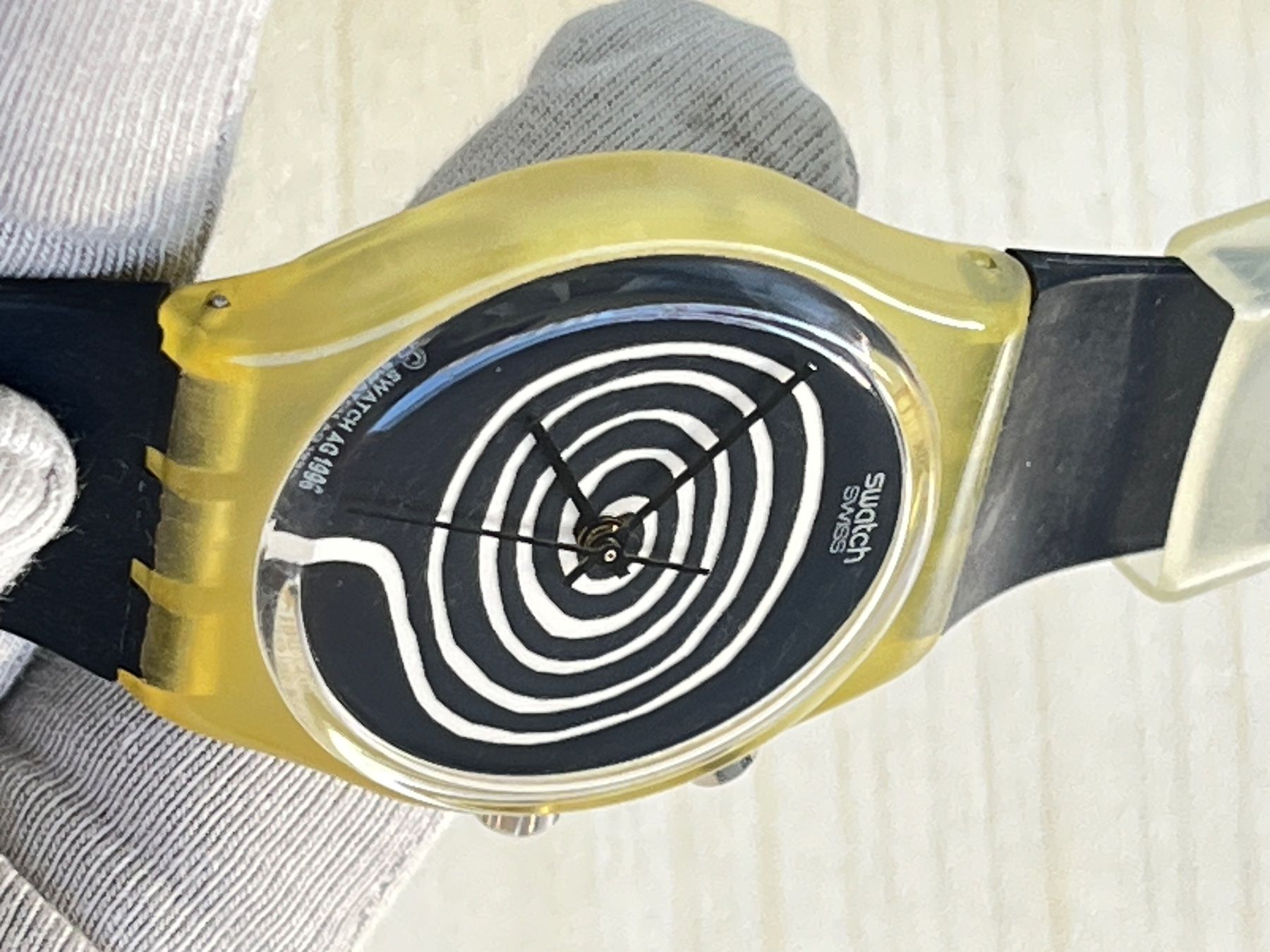 Swatch Orologi: Seltene Swatch Uhr mit Spiralmuster - Einzigartig! – Usato da Grenchen venduto da chththl 3