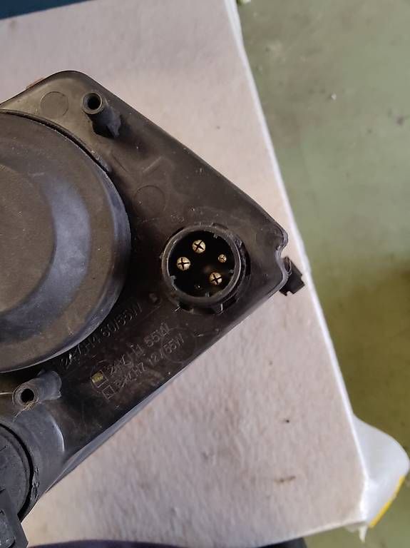 Scheinwerfer: Scheinwerfer Passat 3B – Gebraucht aus Altdorf UR von Gufler6460 1