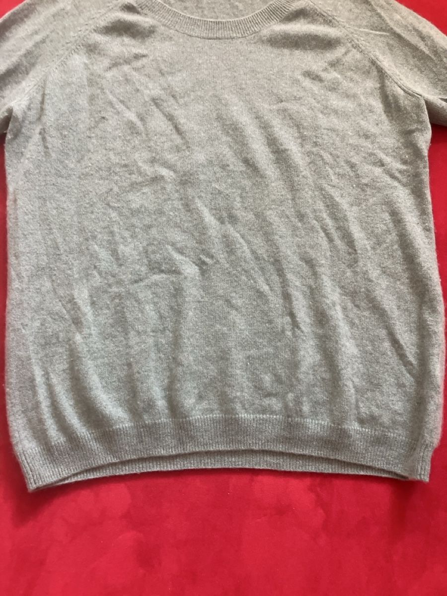 Maglioni & Felpe: Pullover ABSOLUT CASHMERE grau Grösse M guter Zustand – Usato da Muralto venduto da jac_hkz5 4