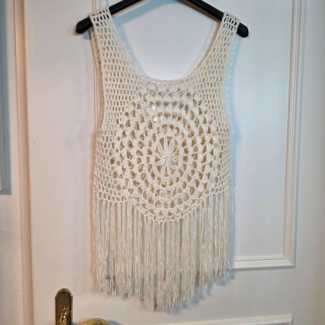 Top: Boho Häkeltop Creme Fransen M  Sommer – Usato da Wald ZH venduto da CapLux 7