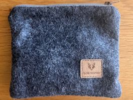 Handmade Wollfilz-Täschchen Anthrazit – Grau