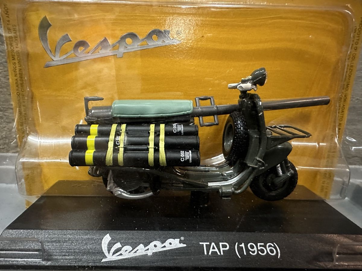 Kit di modellismo & Modellini statici: Vespa tap 1956 Oldtimer Classic – Nuovo (secondo la descrizione) da Reinach AG venduto da rares75