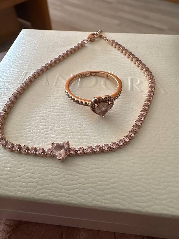 Pandora Autres bijoux: Bague plus bracelet pandora – D'occasion à Sierre par reu_fg75 1
