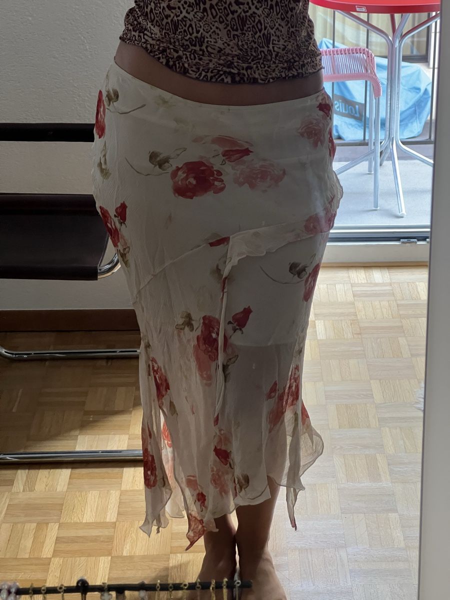 Röcke: Rock CANNELLA Blumenmuster Chiffon Grösse M – Gebraucht aus Zürich von sop_xbd7