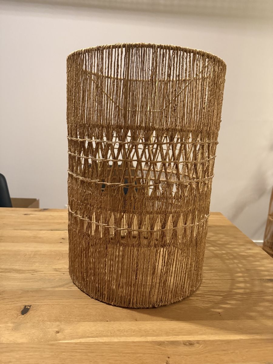 Paralumi: La Redoute Lampe – Usato da Steinach venduto da Giusep7