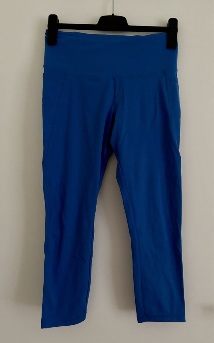 Skins Leggings: DANSKIN Sporthose blau Grösse S – Usato da Bülach venduto da Karuna