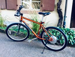 Fahrrad MTB Kona meets Zeus