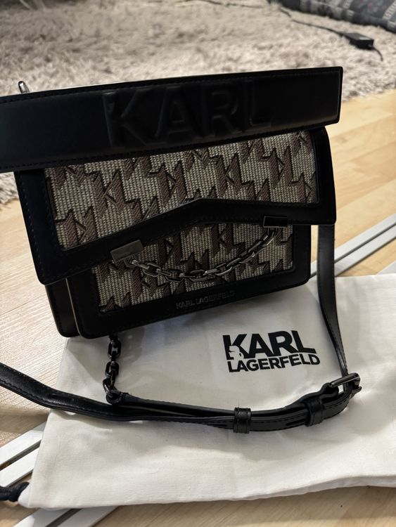 Karl Lagerfeld Smartphone Tasche - Schwarzes Embossed Leder Etui