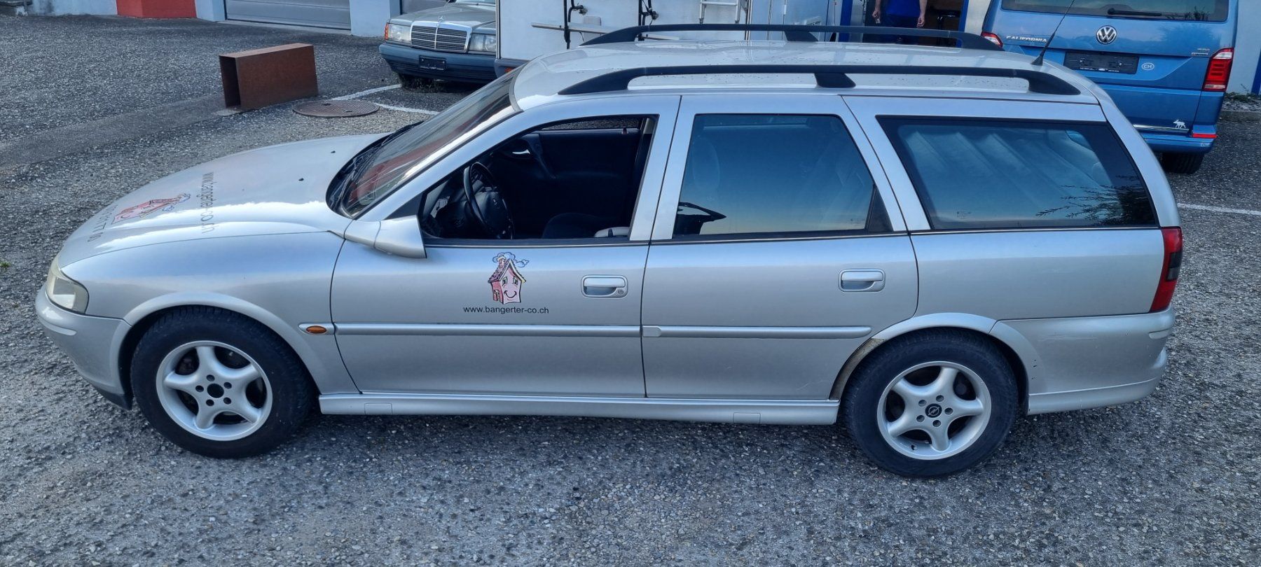 Opel Automobili: Opel Vectra Caravan 2.2l Automat – Difettoso da Safnern venduto da 1EJR8 2